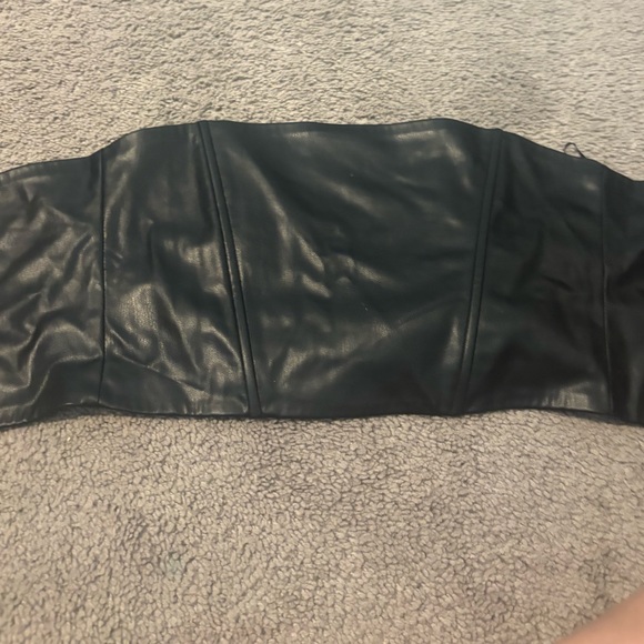 Zara Black Vegan Leather Corset - Picture 5 of 5
